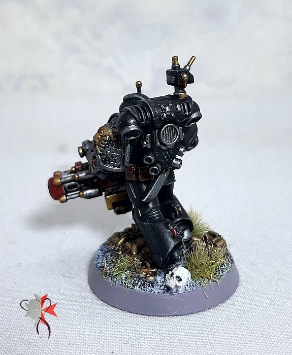 Games Workshop 9930000001 Deathwatch Upgrades, Set Di Accessori Per Action Figure Space Marines, Spalline, Elmi E Icone Per Personalizzare Le Tue Miniatura
