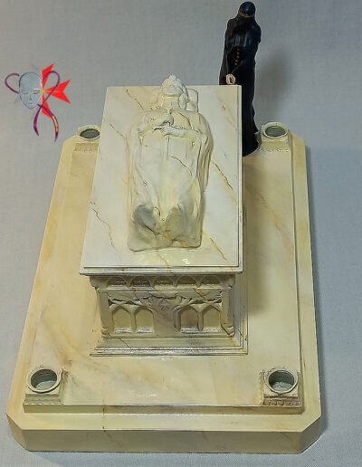 Tomb of Aragorn 003 Beige Marble @ Dressart3d.com Portfolio