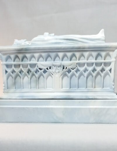 Tomb of Aragorn 001 Marble White @ Dressart3d.com Portfolio