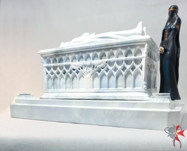 Tomb of Aragorn 001 Marble White @ Dressart3d.com Portfolio