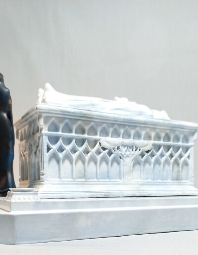 Tomb of Aragorn 001 Marble White @ Dressart3d.com Portfolio