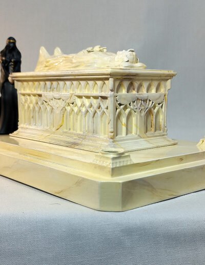 Tomb of Aragorn 003 Beige Marble @ Dressart3d.com Portfolio