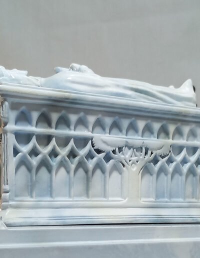 Tomb of Aragorn 001 Marble White @ Dressart3d.com Portfolio