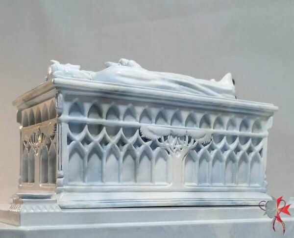 Tomb of Aragorn 001 Marble White @ Dressart3d.com Portfolio