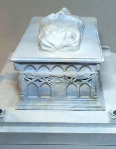 Tomb of Aragorn 001 Marble White @ Dressart3d.com Portfolio