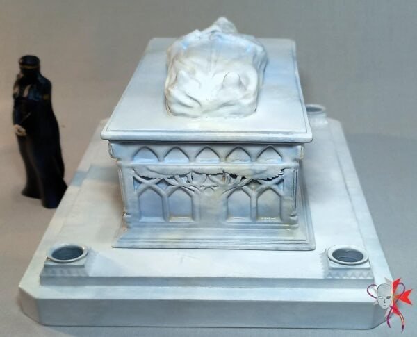 Tomb of Aragorn 001 Marble White @ Dressart3d.com Portfolio