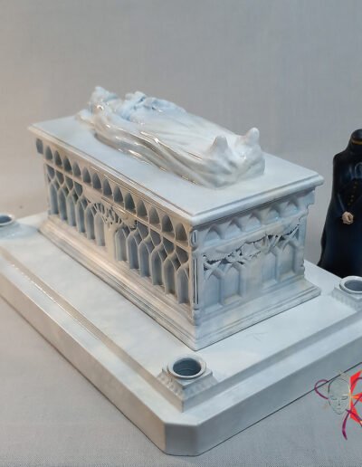 Tomb of Aragorn 001 Marble White @ Dressart3d.com Portfolio