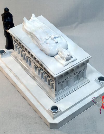 Tomb of Aragorn 001 Marble White @ Dressart3d.com Portfolio