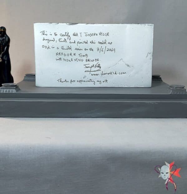 Tomb of Aragorn 002 Grey White @ Dressart3d.com Portfolio