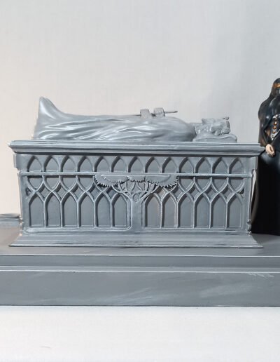 Tomb of Aragorn 002 Grey White @ Dressart3d.com Portfolio