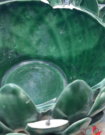 Restoration-Commission-Ceramic-Green-Vase-Pinning -@-dressart3d.com