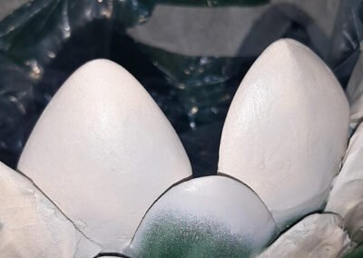 Restoration-Commission-Ceramic-Green-Vase-Priming -@-dressart3d.com
